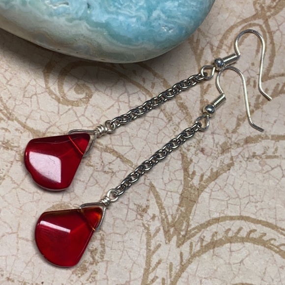 NEW Ruby red triangular drops long on chain simple - Picture 2 of 8